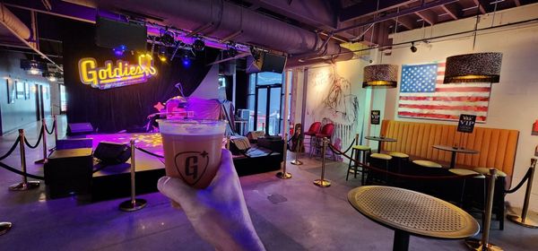 Goldie’s Live Music Bar & Restaurant by null