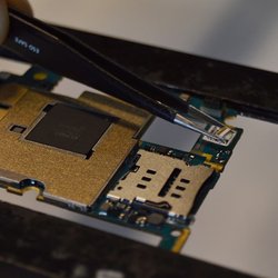 Gadget Fix - Power button replacement on a Nexus 5