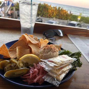 Lucky Fish - Fish dip - Seafood Near Me - Dania Beach, Florida