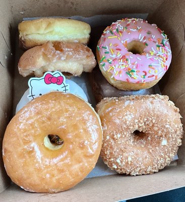 Earl's Donuts by null