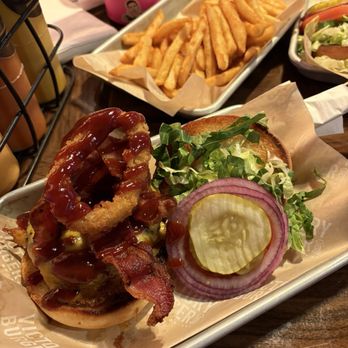 Victory Burger & Wings - BBQ burger - Burgers Near Me - Las Vegas, Nevada Victory Burger & Wings - BBQ burger - Burgers Near Me - Las Vegas, Nevada