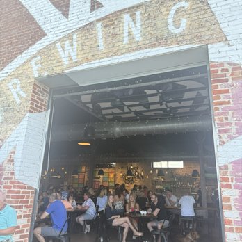 Wise Man Brewing - En plein air - Breweries Near Me - Winston-Salem, North Carolina
