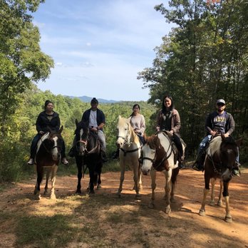 Blanche Manor - Horseback Riding Near Me - Copperhill, Tennessee Blanche Manor - Horseback Riding Near Me - Copperhill, Tennessee