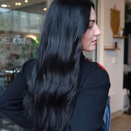 Black hair dye Black hair dye