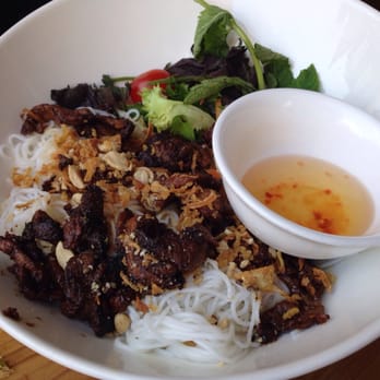 Ngon Ngon - Bun vermicelli grilled pork - Vietnamese Near Me - London, XGL