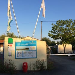Les Catalpas - L'entrée du camping