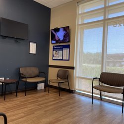 BayCare Urgent Care - Riverview - Waiting Area