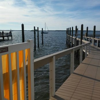 Bon Appetit - Grabbing a bite to eat with a beautiful view on a beautiful day! - New American Near Me - Dunedin, Florida Bon Appetit - Grabbing a bite to eat with a beautiful view on a beautiful day! - New American Near Me - Dunedin, Florida