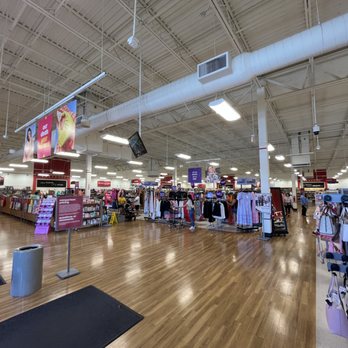 TJ MAXX - Updated January 2026 - 33 Photos & 37 Reviews - 1920 Cordova