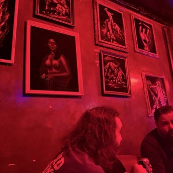 Rubies on Five points - The name Rubies fits with this lighting. - Bars Near Me - Durham, North Carolina