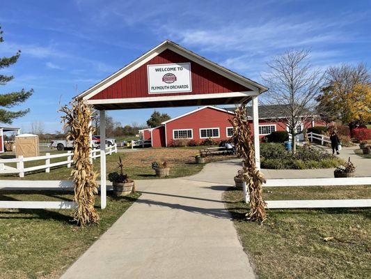 Plymouth Orchards & Cider Mill by null