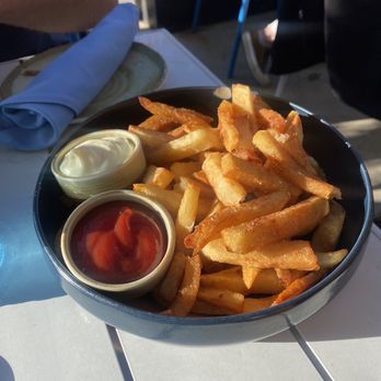 Lion and Owl - Pound of fries - Breakfast & Brunch Near Me - Eugene, Oregon Lion and Owl - Pound of fries - Breakfast & Brunch Near Me - Eugene, Oregon