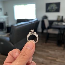 Arbi Jewelers