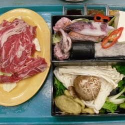 香港科技大學 - Hot pot meal at LG7
