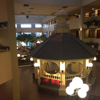Quality Suites - Cool gazebo to eat breakfast in. - Hotels Near Me - Lansing, Michigan Quality Suites - Cool gazebo to eat breakfast in. - Hotels Near Me - Lansing, Michigan