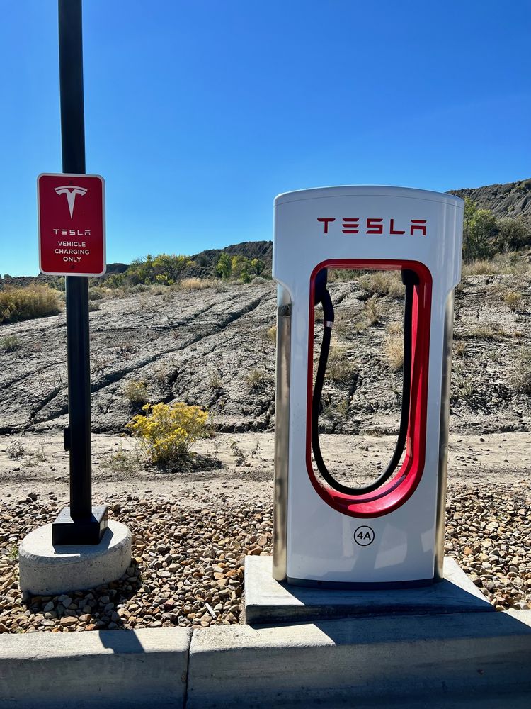 TESLA SUPERCHARGER Updated March 2024 16 Photos 925 Westwood Blvd