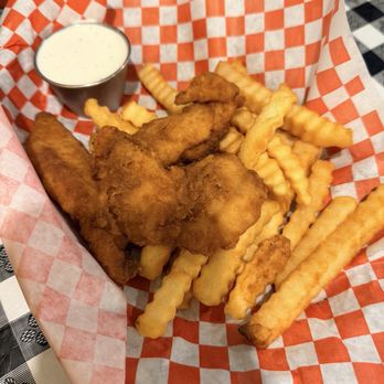 Bella Pizza & Pasta - Kids chicken strip meal - Pizza Near Me - Mesa, Arizona Bella Pizza & Pasta - Kids chicken strip meal - Pizza Near Me - Mesa, Arizona