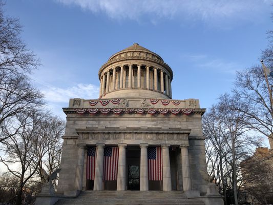 General Grant National Memorial by null