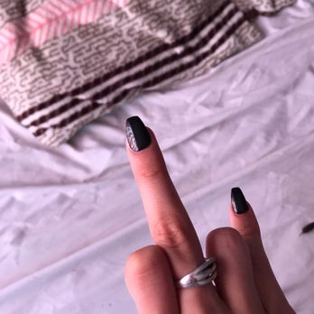A Q Nails - Nail Salons Near Me - North Aurora, Illinois