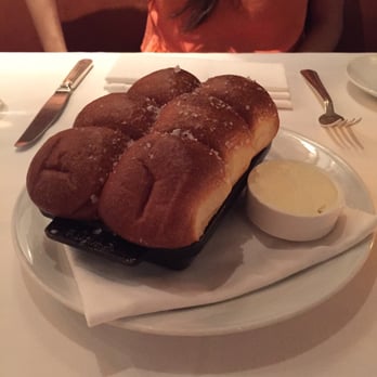 Aretsky's Patroon - Bread - American Near Me - New York, New York