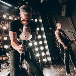 The Barbershop Cuts & Cocktails | Live music