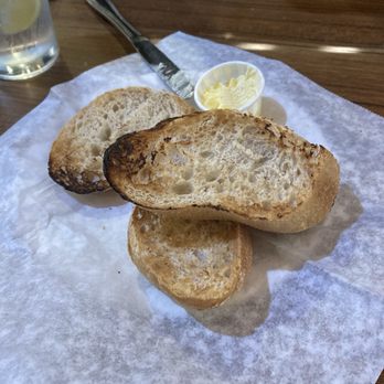 Mimi's Cafe - What happened to the bread basket???? Very sad 1/10 - Breakfast & Brunch Near Me - Anaheim, California