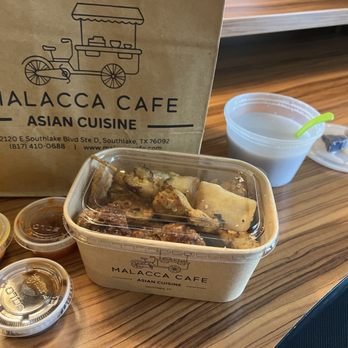Malacca Cafe - Left over and Bubur Cha Cha with nice packaging - Malaysian Near Me - Southlake, Texas