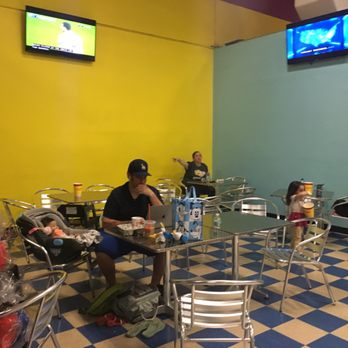 La-la Land - Seating/ food area - Indoor Playcenter Near Me - Boca Raton, Florida La-la Land - Seating/ food area - Indoor Playcenter Near Me - Boca Raton, Florida
