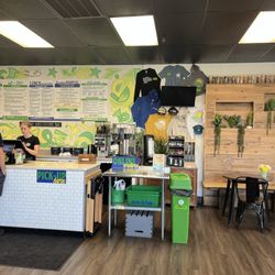Viv's Kitchen & Juice Bar