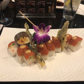 Yamashiro - Hawaiian Roll - Japanese Near Me - Redondo Beach, California Yamashiro - Hawaiian Roll - Japanese Near Me - Redondo Beach, California