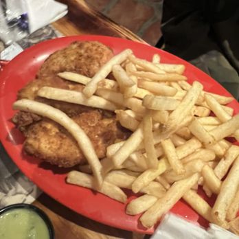 Salsa & Beer - Chicken strips and fries from kids menu - Mexican Near Me - Los Angeles, California