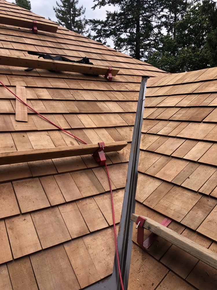 Slide of 916 Roofing