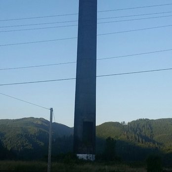Garibaldi City of - Remnants of an lumber mill/ Whitney Mill Chimney - Local Flavor Near Me