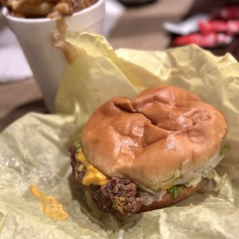 BUD’S BURGERS - Updated February 2025 - 448 Photos & 1029 Reviews