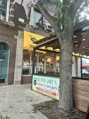 Aunty Joy's Jerk & Pizza by null