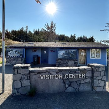 Battle Rock Wayfinding Point - Battle Rock has this Visitor Center but it was closed for Sunday morning at 9am. - Landmarks & Historical Buildings Near Me - Port Orford, Oregon Battle Rock Wayfinding Point - Battle Rock has this Visitor Center but it was closed for Sunday morning at 9am. - Landmarks & Historical Buildings Near Me - Port Orford, Oregon