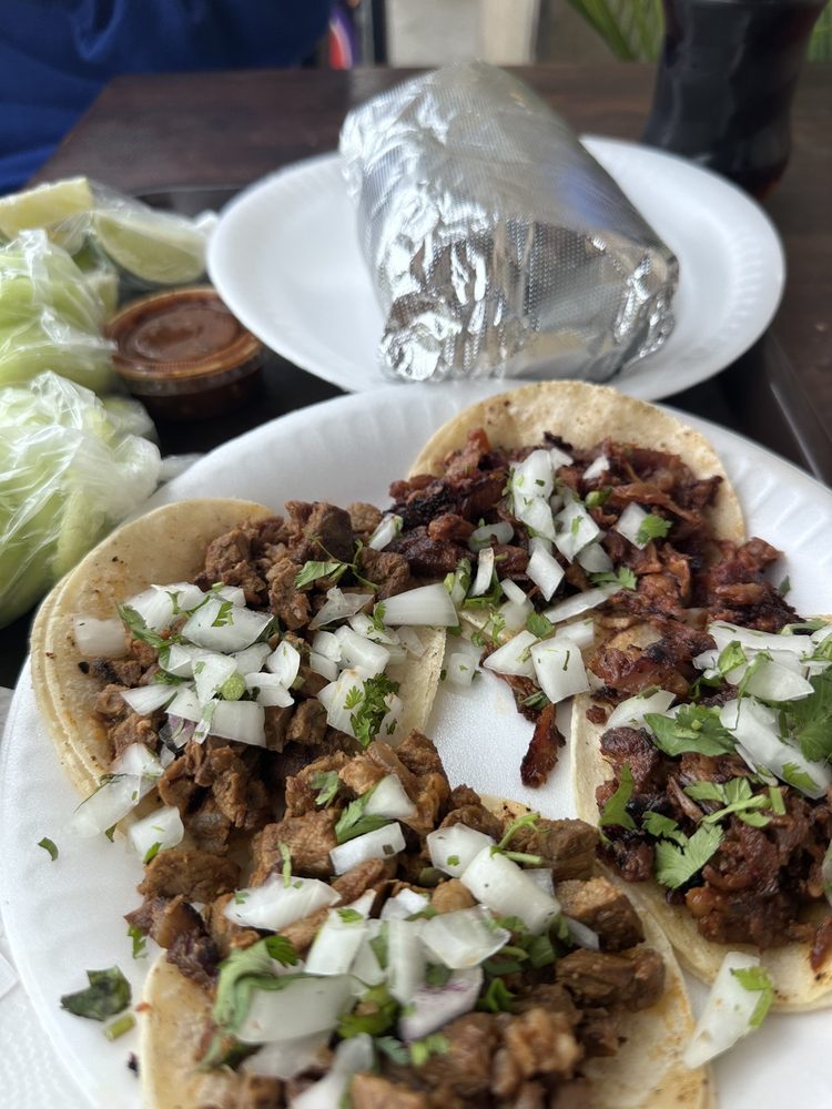 TACOS EL TIO Updated August 2024 18 Photos & 27 Reviews 11005
