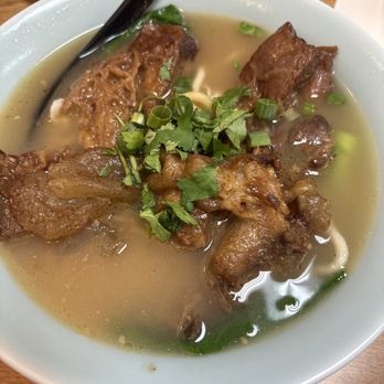 Dim Sum Yuan - Beef brisket with thick noodles - Dim Sum Near Me - Kirkland, Washington