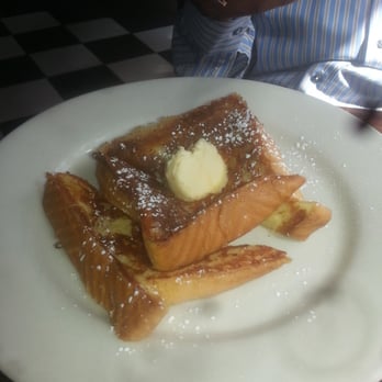Royal Restaurant - French toast - Breakfast & Brunch Near Me - Alexandria, Virginia Royal Restaurant - French toast - Breakfast & Brunch Near Me - Alexandria, Virginia