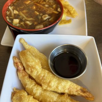 Xin bowl Asian Bistro - Shrimp hot soup - Asian Fusion Near Me - Ridgecrest, California