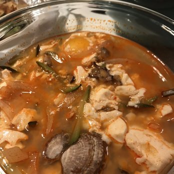 Ahjoomah's Apron - Hamool Soontofu Chigae Soup - Korean Near Me - Chicago, Illinois