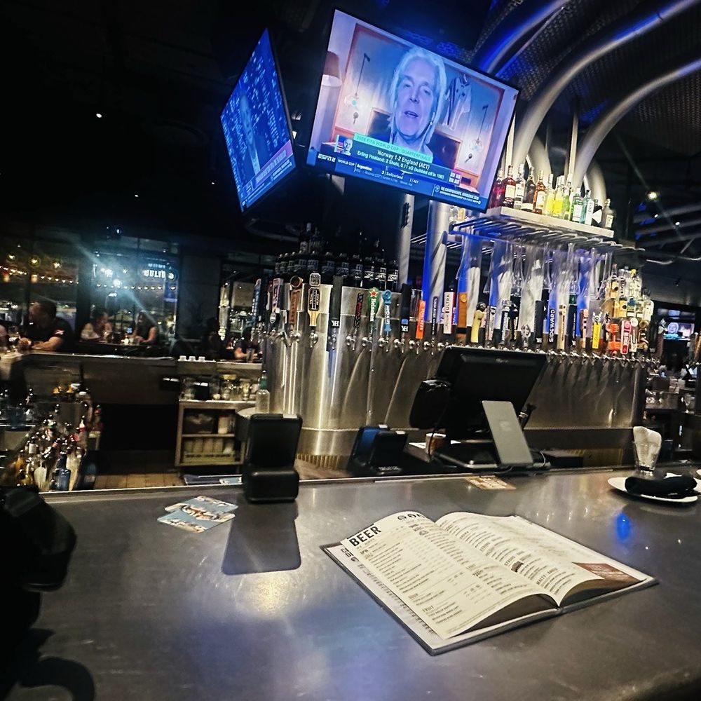 Yard House - New American Near Me - Orlando, Florida Yard House - New American Near Me - Orlando, Florida