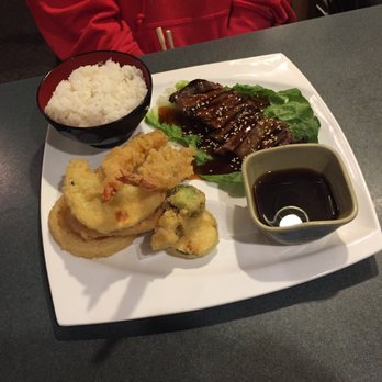 Kamikaze Sushi Bar - Japanese Near Me - San Rafael, California