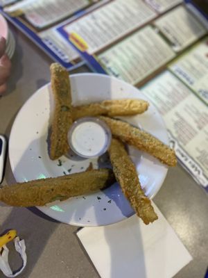 Pluckers Wing Bar by null