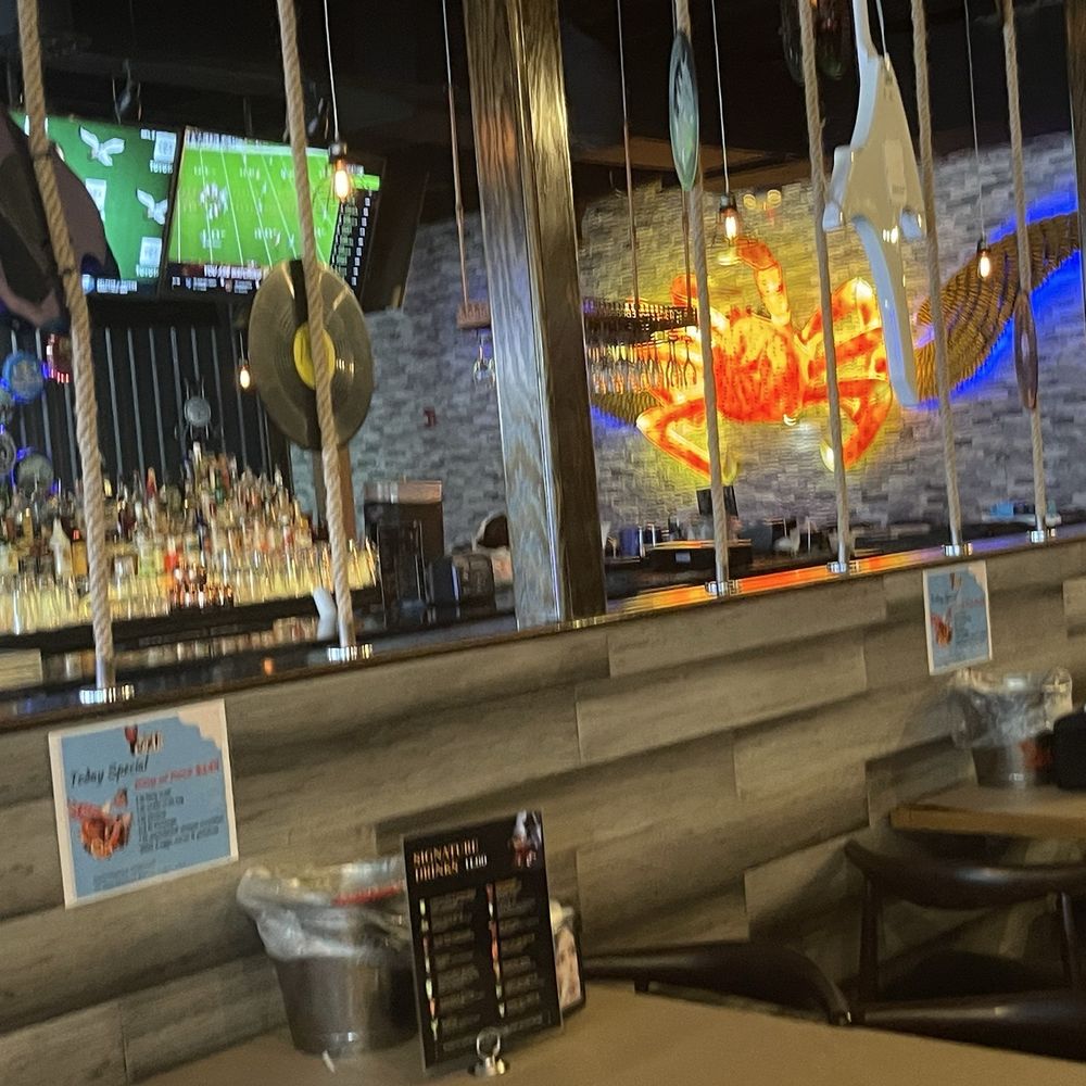 Rock N’ Crab - Interior - Seafood Near Me - West Palm Beach, Florida Rock N’ Crab - Interior - Seafood Near Me - West Palm Beach, Florida
