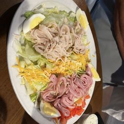 40 Club Restaurant & Bar - Chef Salad