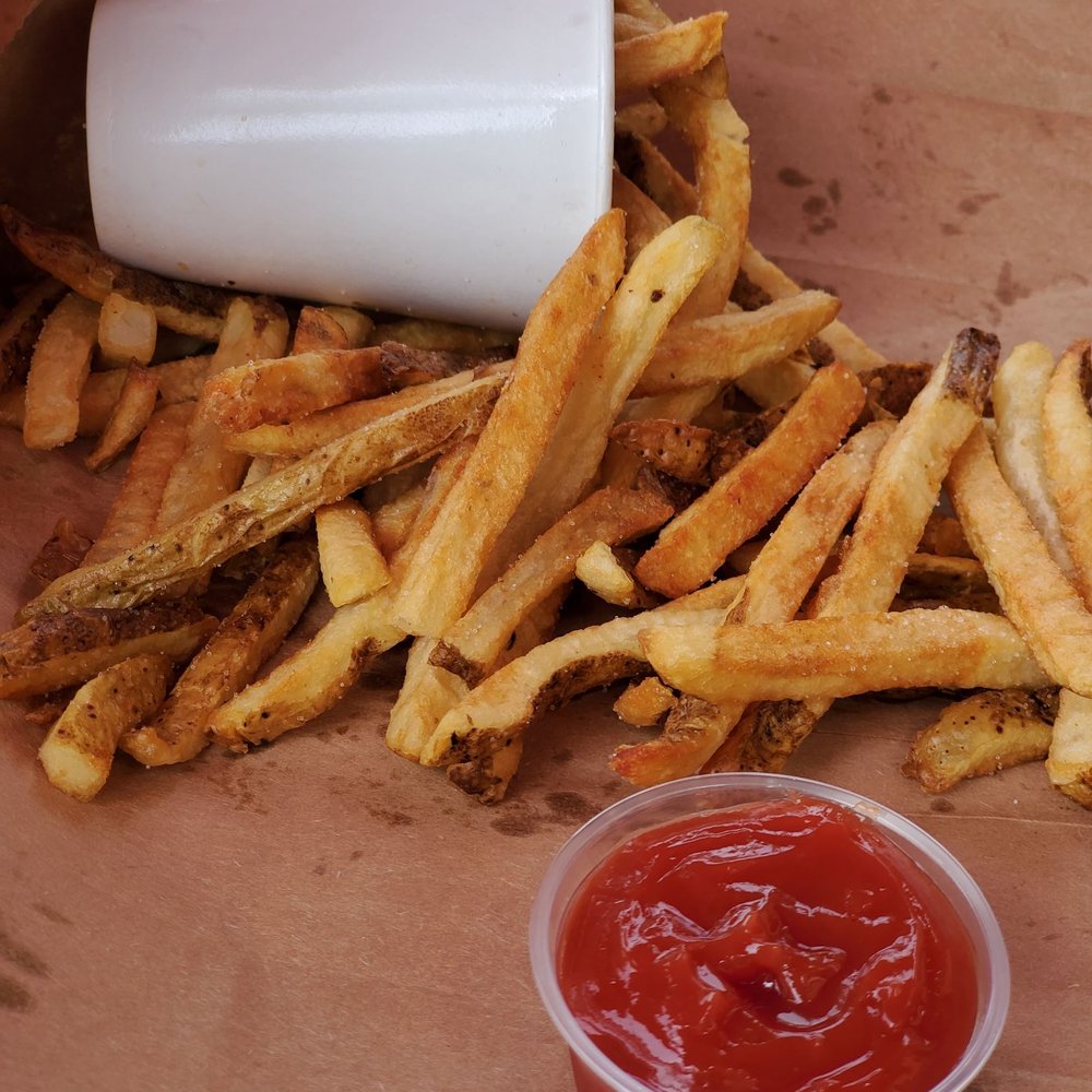 Five Guys - Standard fries - Burgers Near Me - Delray Beach, Florida Five Guys - Standard fries - Burgers Near Me - Delray Beach, Florida