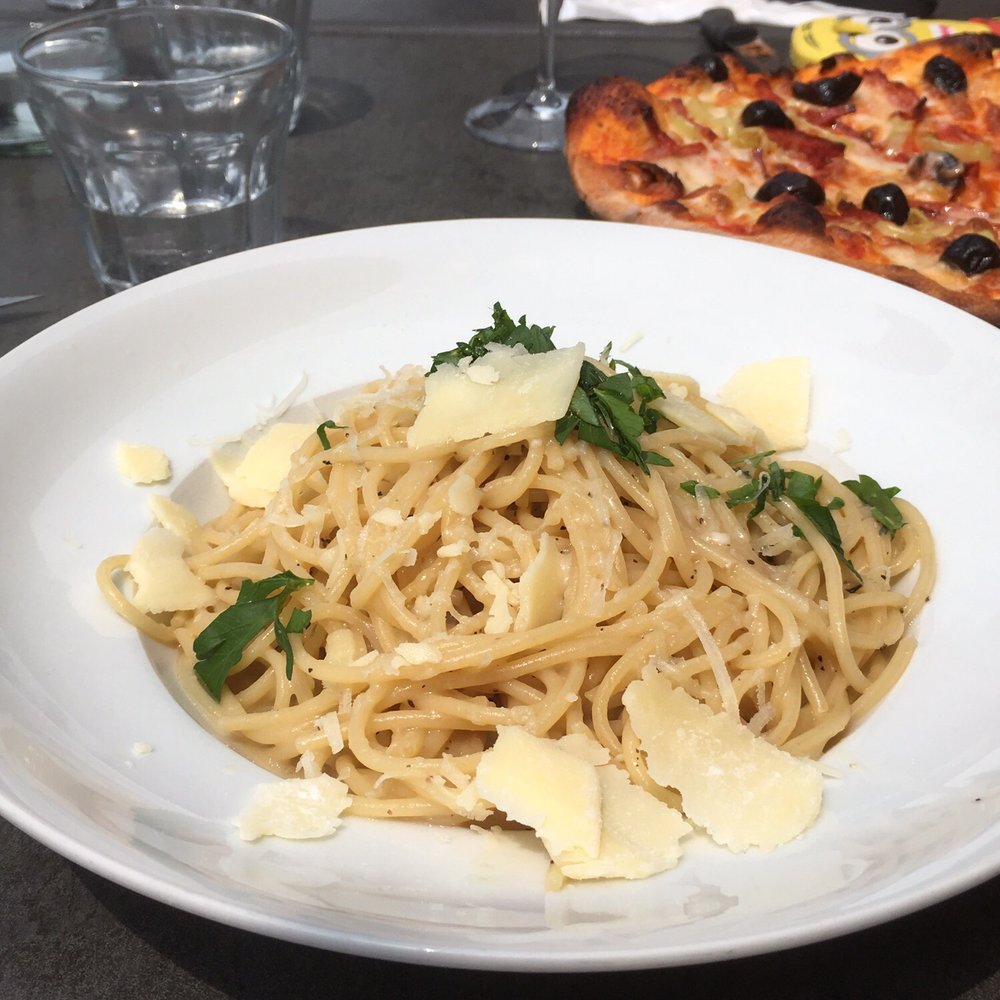 Gallucci Winery - Pasta - Wine Tours Near Me - Whitchurch-Stouffville, Ontario Gallucci Winery - Pasta - Wine Tours Near Me - Whitchurch-Stouffville, Ontario