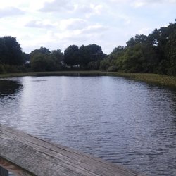 Lofts Pond - Pretty little park that deserves a visit