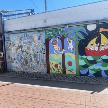 Balmy Street Murals - Public Art Near Me - San Francisco, California